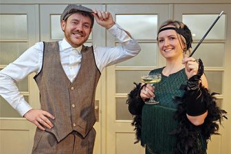 Straßberger Prinzenpaar feiert Fünfte Jahreszeit im Look der Goldenen Zwanziger - Isabel und Peter Reinhold zeigen sich als Straßberger Prinzenpaar im Look der Goldenen Zwanziger.
