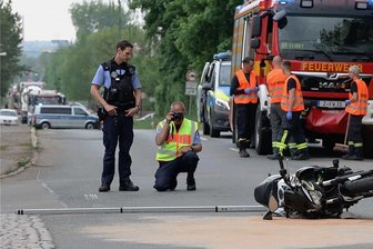 Straße in Crossen nach Unfall fast eine Stunde gesperrt - 