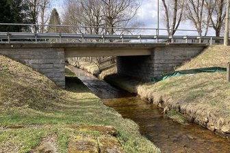 Straßenbau statt Feuerwehrauto: Gemeinderat im Vogtland entscheidet zugunsten lang ersehnter Sanierung - Auch die Muldebrücke wird saniert, wenn im April die Straßenbauarbeiten beginnen.