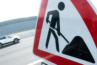 Straßenbau wird fortgesetzt - 