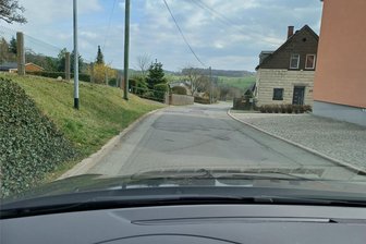 Straßenbauarbeiten in Coschütz sollen im Mai beginnen - Die Kreisstraße nach Reimersgrün soll am Mai gebaut werden.