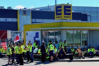 Streik beim Edeka-Zentrallager in Striegistal-Berbersdorf: Was sind die Auswirkungen? - 2019 war Edeka in Berbersdorf bereits Ziel eines Warnstreiks der Gewerkschaft. 