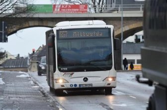 Streiks im Regionalverkehr: Einige Schüler im Erzgebirge dürfen zu Hause bleiben - 