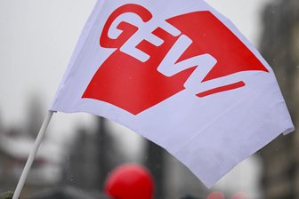 Streikwelle an Schulen: Das kommt nächste Woche auf das Erzgebirge zu - Die Bildungsgewerkschaft GEW ruft zu Warnstreiks in Sachsen auf.
