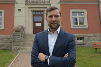 Streit in Hartmannsdorf bei Kirchberg: Dienstaufsichtsbeschwerde gegen Bürgermeister Nicolaus - Gegen den Bürgermeister von Hartmannsdorf, Christfried Nicolaus (CDU), wurde beim Landratsamt eine Dienstaufsichtsbeschwerde eingereicht.