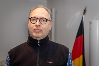 Streit um das Grünen-Mandat in Mittelsachsen kommt nun vor Gericht - Kreisrat Michael Seidel (Bündnis 90/Die Grünen) lehnt das Kreistagsmandat ab. Doch ob er es abgeben darf, soll nun im Rechtsstreit geklärt werden.