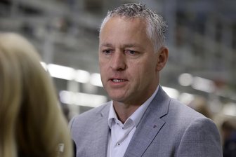 Streit um Finanzierung im Zwickauer Kreistag: Landrat fährt FDP-Chef über den Mund - Landrat Carsten Michaelis: Entscheidungen durch Protokolle klar dokumentiert.