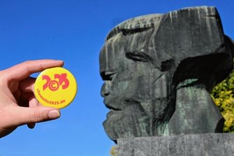 Die Wirtschaftsfördergesellschaft hat den örtlichen Kreisverband der Kleinpartei "Die Basis" anwaltlich aufgefordert, die Verwendung des Logos "Chemnitz2025" zu unterlassen.