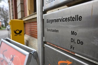 Streit um Miete für geschlossenen Bürgerservice in Chemnitz: BSW fordert Aufklärung - Bis vor kurzem konnten an der Sachsen-Allee in Chemnitz Behördengänge erledigt werden.