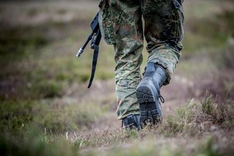 Streit um Rekordausgaben für Bundeswehr-Nachwuchswerbung - 