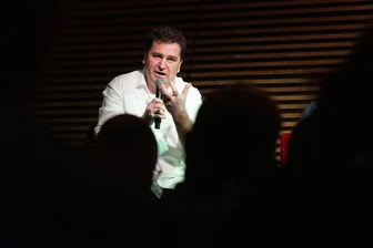 Streitbarer Historiker, Oldie-Tanznacht und Mundart-Theater zum Saisonabschluss im Plauener Komturhof - Ilko-Sascha Kowalczuk liest im Plauener Komturhof.