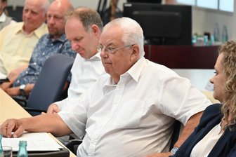 Streitkultur am Ratstisch: Was Politik-Neulinge in Annaberg von einem alten Hasen lernen können - Stadtrat Karl-Heinz Vogel aus Cunersdorf engagiert sich seit 50 Jahren in der Kommunalpolitik. Und auch in der neuen Legislaturperiode wird er für die Freie Wählergemeinschaft wieder mit am Ratstisch Platz nehmen.