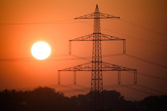 Strom- und Gaspreise: Warum auch eine neue Bundesregierung den Schalter nicht einfach so umlegen kann - Steigende Netzentgelte sind ein Faktor bei hohen Strompreisen.