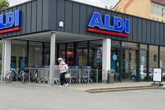 Stromausfall am Mittwochvormittag in Glauchau: 2300 Kunden betroffen - Zwei Aldi-Märkte evakuiert - Blick zum Aldi-Markt am Goetheweg: Hier gab es am Mittwoch eine Evakuierung.