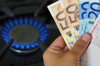 Strompreis: Familien in Freiberg zahlen fast 230 Euro mehr im Monat - Ab Januar müssen Kunden der Stadtwerke Freiberg deutlich mehr für Erdgas und Strom bezahlen. Ein Teil der Mehrkosten soll vom Bund durch die Dezemberhilfe und Preisdeckel kompensiert werden.