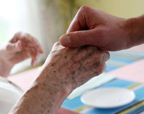 Studie: Sachsen droht Pflegenotstand -