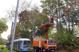 Sturm behindert Straßenbahnbetrieb - 