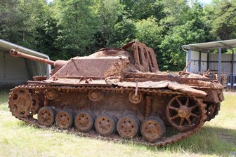 Sturmgeschütz im Sand - Wie ein Zufallsfund ins Museum kommt - Das Wrack aus dem Zweiten Weltkrieg soll ausgestellt werden.