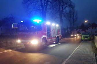 Suchaktion: Vermisstes Kleinkind tot gefunden - Ein vermisstes Kleinkind wurde bei einer Suchaktion bei Königswalde tot aufgefunden.