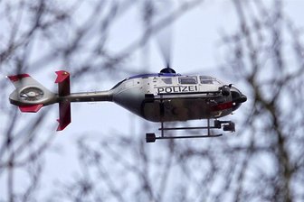 Suche mit Polizeihubschrauber und Hund - Vermisster aus Leisnig entdeckt - Die Polizei setzte bei der Suche auch einen Hubschrauber ein.