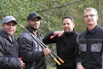 Südamerikaner verstärken Bauhof in Geringswalde - Edison Ruiz Angarita, José Rafael Barranco und Rodolfo Gonzàlez (v. l.) unterstützen seit August den Geringswalder Bauhof. Peter Ruppelt freut sich über die Unterstützung durch die Venezolaner.