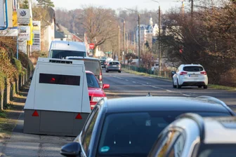 Superblitzer: Bilanz in Lichtenstein und neuer Standort - Über eine Woche lang wurde hier der Verkehr in Fahrtrichtung Lichtenstein anvisiert.