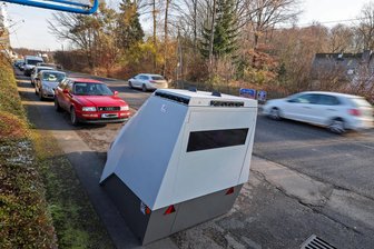 Superblitzer lauert in Lichtenstein: 99 hat’s schon erwischt - Der Blitzer hatte den Verkehr stadteinwärts im Visier.