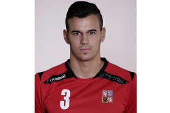 SV 04 Oberlosa verpflichtet Ex-Nationalspieler - Roman Becvar geht künftig in der 3. Liga für Oberlosa auf Torejagd.