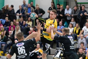 SV 04 Oberlosa vor dem Topspiel - Viktor Beketov feierte sein Comeback in der zweiten Oberlosaer Mannschaft. Nun steht er auch dem Oberligateam zur Verfügung, womit Trainer Ladislav Brykner auf den kompletten Kader zurückgreifen kann.