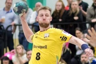 SV Oberlosa nimmt Hannover-Burgwedel auseinander - Linus Roth steuerte drei Treffer zum klaren SV-Erfolg bei.
