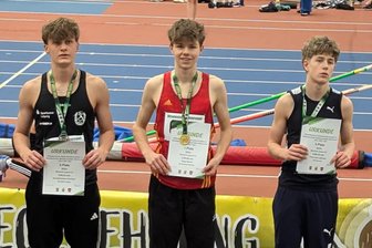 SV Vorwärts Zwickau: Gold und Silber sorgen für glänzende Hallen-Bilanz - Diego Molnar (Mitte) bescherte dem SV Vorwärts Zwickau einen Titelgewinn bei der Mitteldeutschen Hallenmeisterschaft.