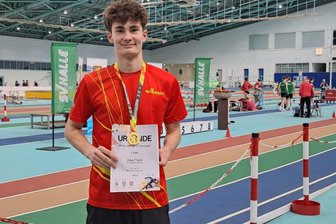 SV Vorwärts Zwickau: Hochspringer wird mit neuer Bestleistung Mitteldeutscher Meister - Julian Täufel hat sich am Wochenende in Halle die Goldmedaille bei der Mitteldeutschen Meisterschaft gesichert.