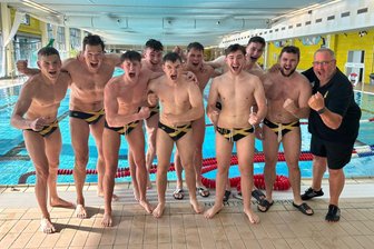 SV Zwickau 04: Trainer der Zweitliga-Wasserballer greift in die Motivations-Trickkiste - Die Zwickauer Wasserballer konnten am Samstag in Berlin einen erfolgreichen Saisonabschluss bejubeln.