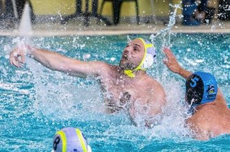 SVV: Ab jetzt geht es um Punkte - Tamas Korpasci, vergangene Saison noch Spielertrainer beim SVV Plauen, hat den Trainerstab an Rico Horlbeck weitergereicht.