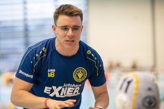 SVV Plauen: Die Tür steht ganz weit offen - Der Plauener Trainer Maik Bielefeld ist optimistisch gestimmt, dass der SVV den Klassenerhalt in der 1. Liga bereits am kommenden Samstag festmachen kann.