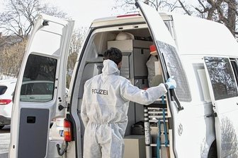 Syrauer Axtmord: Neue Details werfen Fragen auf - Ein 28-Jähriger soll im April in Syrau seinen Nachbarn im Schlaf mit einer Axt getötet haben.
