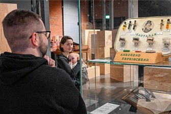 "Tabakrausch": 32.000 Besucher sehen Schau im Chemnitzer Industriemuseum - Noch bis Freitag ist die Sonderausstellung "Tabakrausch" im Chemnitzer Industriemuseum zu sehen. Danach wird abgebaut und Platz für Neues geschaffen.