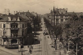 Täter ermordet vier Prostituierte - Diese Postkarte, die die Zwickauer Bahnhofstraße zeigt, stammt aus dem Jahr 1921. Die Gegend war für die Möglichkeit der käuflichen Liebe bekannt.