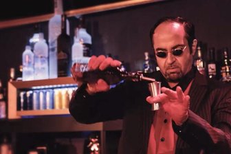 Tag der Republik im Jazzgewand - Leo Siberski stand für den Film "Die Geschichte vom Soldaten", der noch bis zum 27. Oktober im Internet angeschaut werden kann, nicht nur am Dirigentenpult, sondern auch vor der Kamera. 