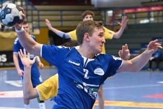 Talente verspielen Polster - Nico Planken war auf Auer Seite mit zehn Toren bester Werfer, konnte die Heimniederlage aber auch nicht abwenden.