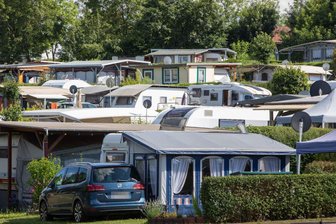 Talsperre Pöhl: Welche Camper 2026 tiefer in die Tasche greifen müssen - Die Parzellen der Dauercamper sind beliebt. Jetzt zieht der Zweckverband die Preise an.