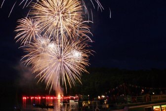Talsperrenfest: Lasershow statt Feuerwerk - Ein Feuerwerk wird es in diesem Jahr auf dem Talsperrenfest nicht geben. Grund dafür ist die anhaltende Trockenheit. Allerdings wird eine spektakuläre Alternative geboten.