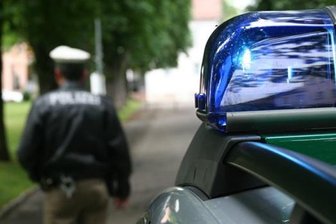 Taltitz: Anschlag - Stein fliegt auf Auto -