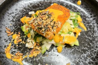 Tanz der Geschmacksknospen zum 1. Mai: Rezept für Gemüse-Disko und Fjordforelle - Gemüse-Disko und Fjordforelle in der Ratsstube in Limbach-Oberfrohna.
