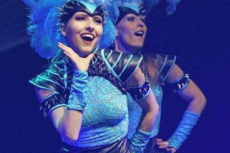 Tanzprojekt verzeichnet großen Zulauf - An Feuer und Esprit mangelt es den Showgirls des Tanzsprojekts Kor nicht. Das haben sie jüngst zur Gala zum 20-jährigen Bestehen des Tanzprojekts bewiesen.