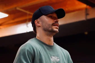 Tanzschule „Room“: Deshalb schlägt hier das neue Hip-Hop-Herz von Chemnitz - Gemeinsam mit Gleichgesinnten hat Dave Neubert vor einigen Jahren den „Room - Hip Hop Spot“ in Chemnitz gegründet.
