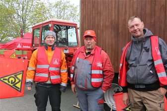 Tarifverhandlungen stocken: Warnstreik bei Recyclingfirma im vogtländischen Reuth - Philipp Röhn, Ingo Hering und Mike Bruneit bilden den Betriebsrat des Reuther Recyclingunternehmens.