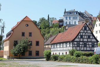 Taugt die Töpferstadt auch als Kurort? - Blick auf das Gebäudeensemble in der Waldenburger Mittelstadt.