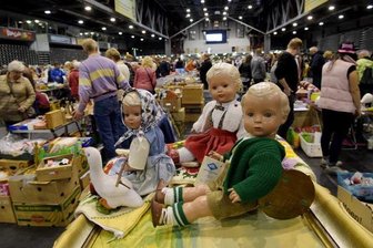 Tausende Gäste bei Nachtflohmarkt - 
