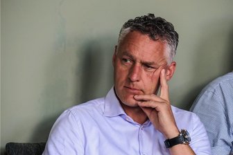 Tausende Glückwunsch-Karten für den Papierkorb: Zwickaus Landrat in spe Carsten Michaelis tappt in Fettnäpfchen - Wann Carsten Michaelis sein Amt antreten kann, ist unklar. 